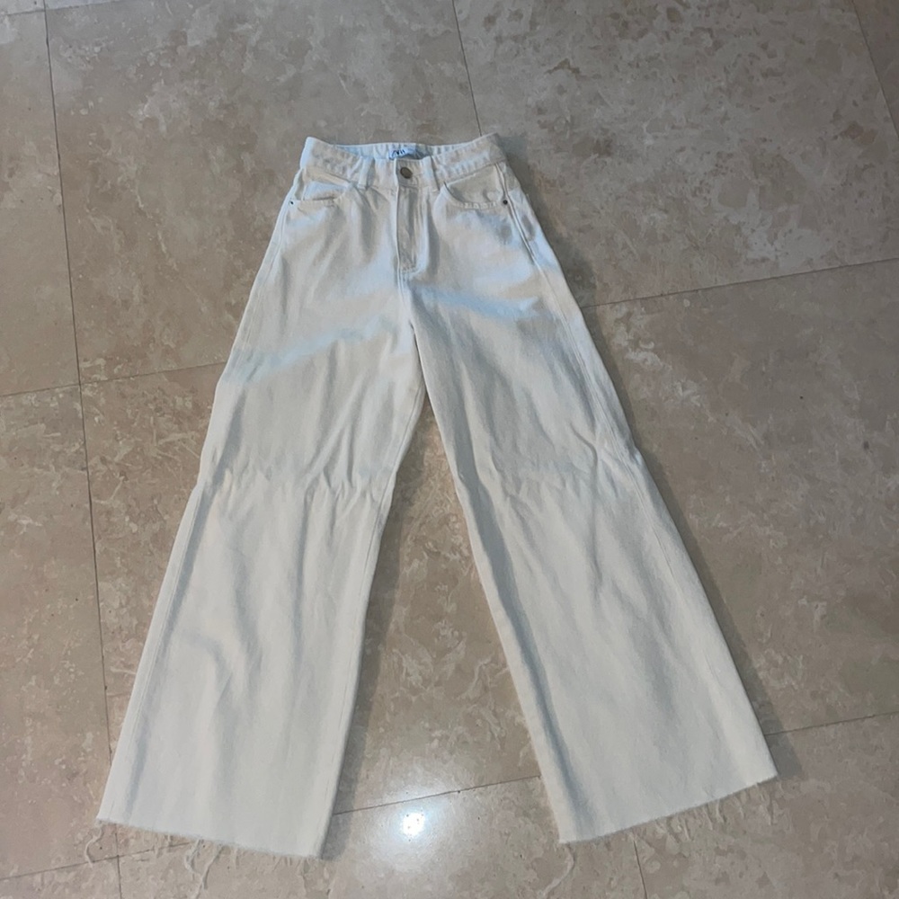 Women Zara jeans